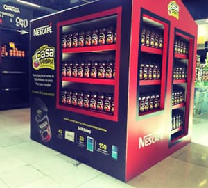 Equipo de merchandising en el punto de venta